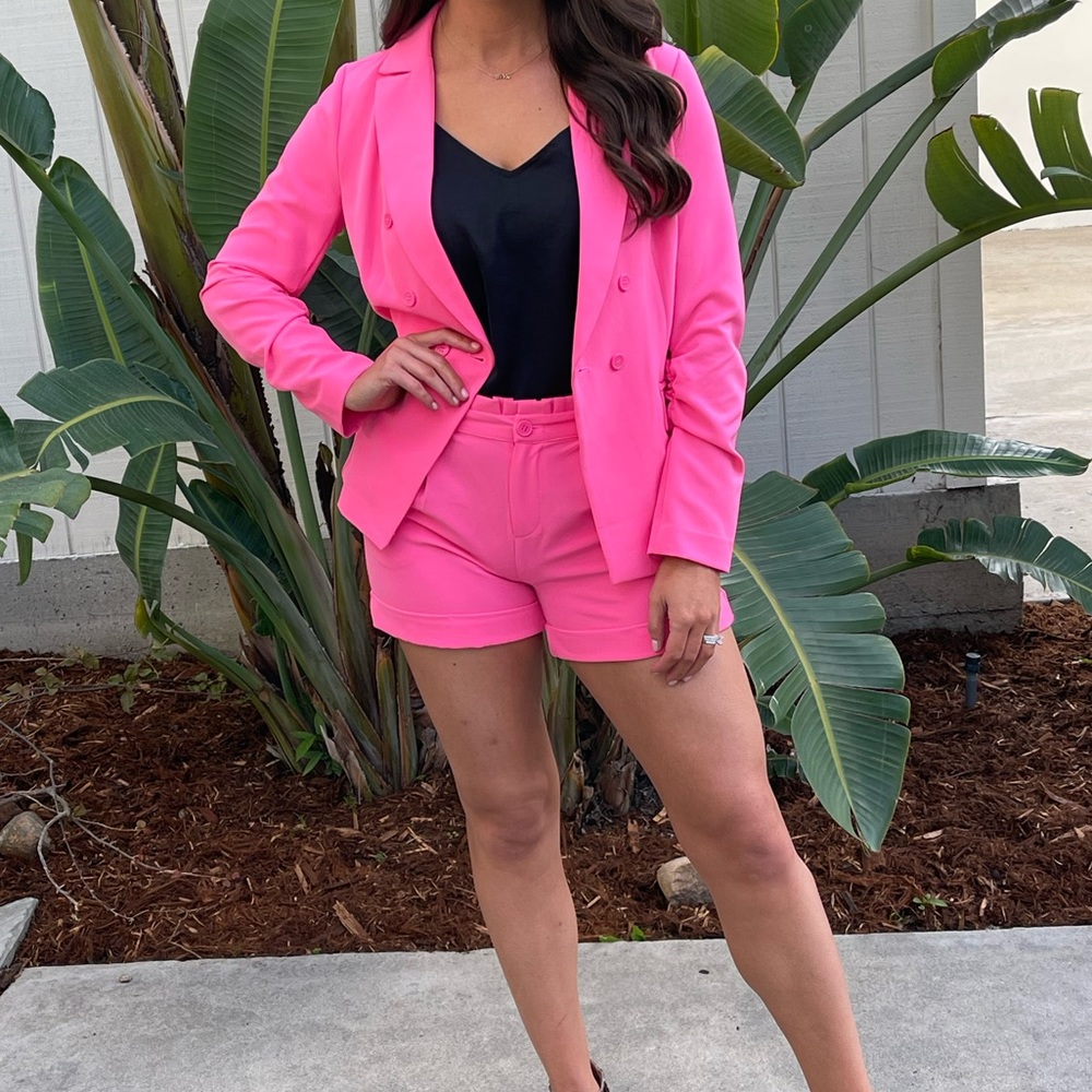 Hot Pink Venus Jacket/Shorts outfit
